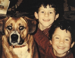 Młody Ryan Giggs z bratem Rhodrim