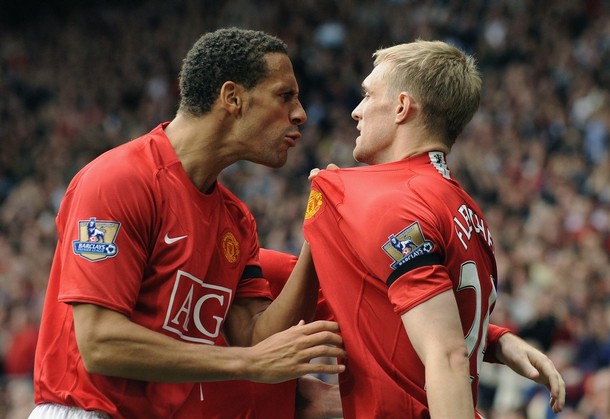 Ferdinand oraz Fletcher podczas zremisowanego meczu z Newcastle United